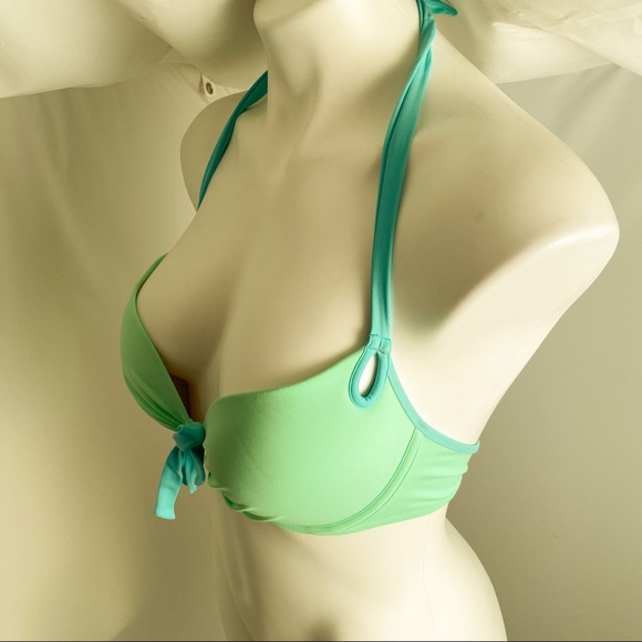 Victoria’s Secret green and blue padded bikini top - Picture 3 of 8